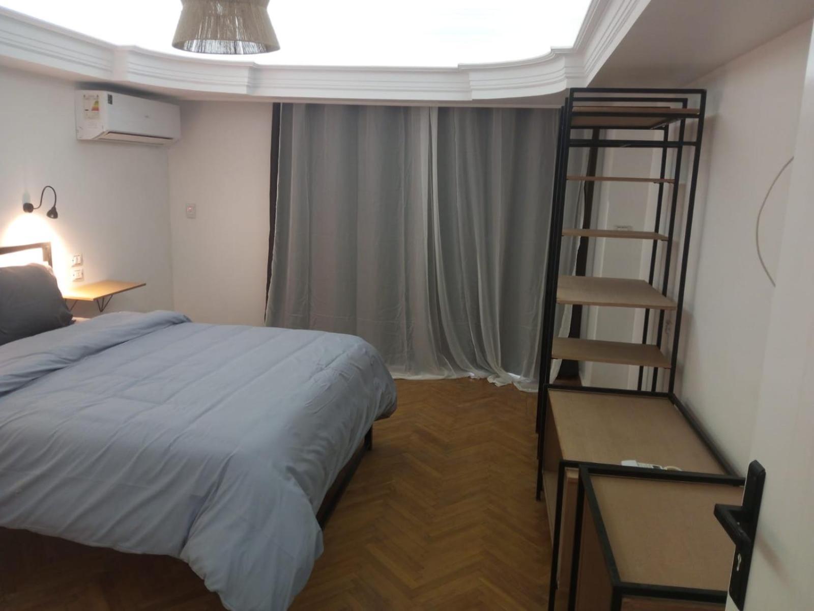 Pyramids Nights Hostel Kafret el-Gabal Kültér fotó